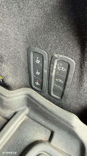 Volvo XC 60 D4 AWD Geartronic RDesign - 13