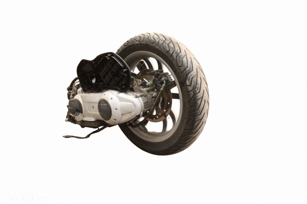 SILNIK Piaggio Beverly 250 - 8