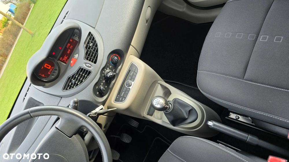 Renault Twingo - 13
