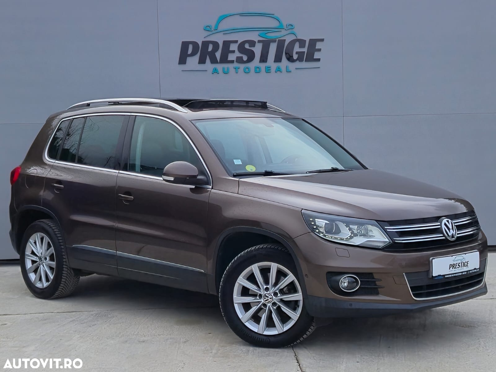 Volkswagen Tiguan 2.0 TDI DPF 4Motion BlueMotion Technology DSG Exclusive - 2