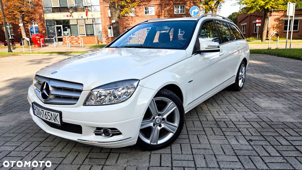 Mercedes-Benz Klasa C 180 Kompressor Automatik BlueEFFICIENCY Avantgarde - 4