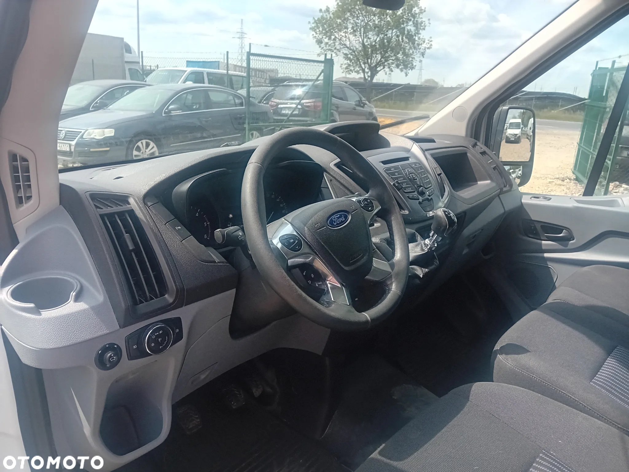 Ford Transit - 18