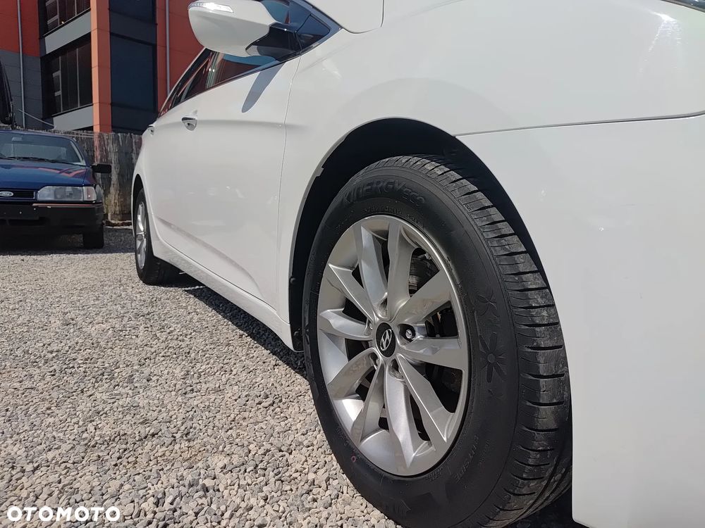 Hyundai i40 - 10