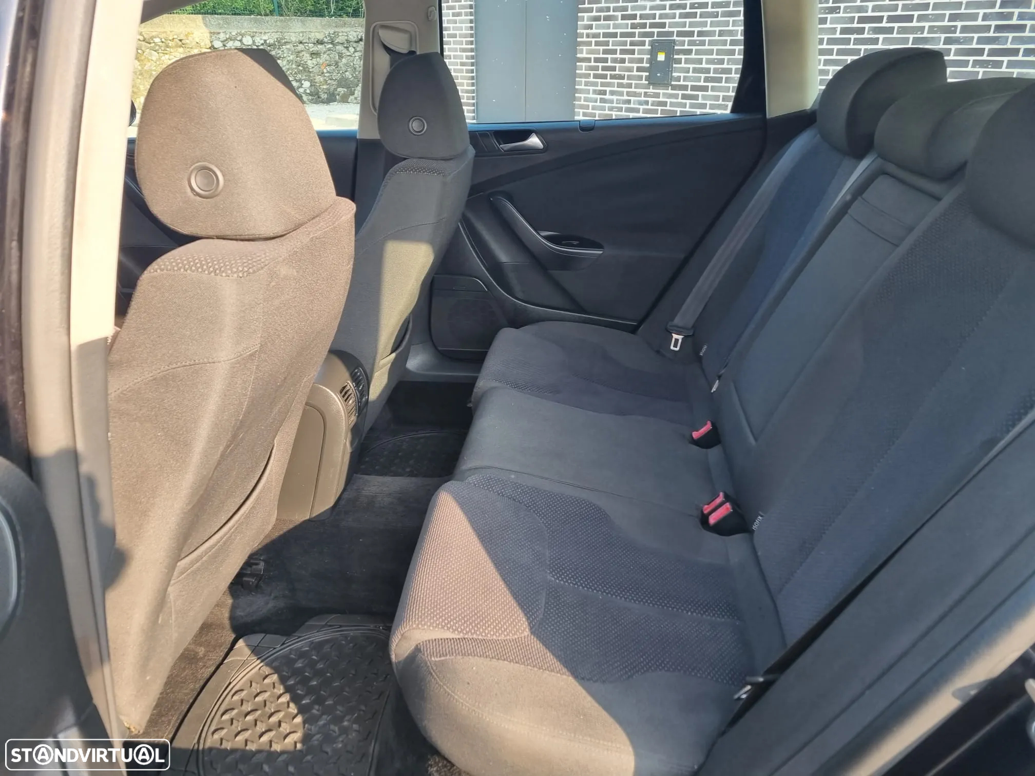 VW Passat 1.6 TDI BlueMotion - 7