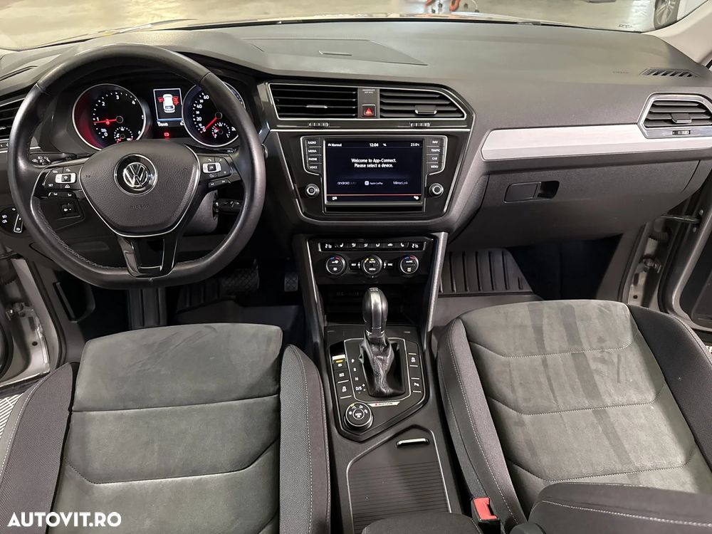 Volkswagen Tiguan - 10