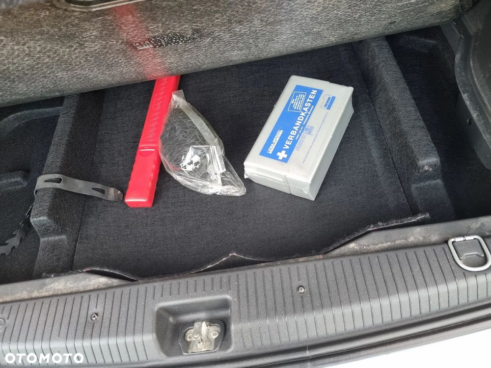 Opel Meriva 1.6 Cosmo - 19