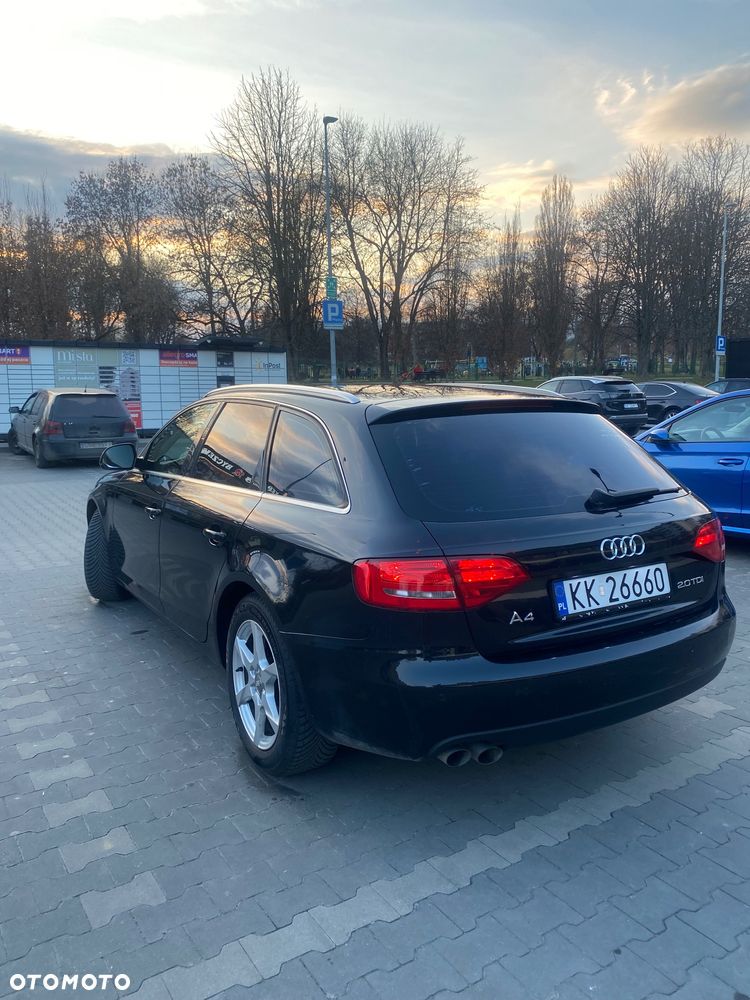 Audi A4 Avant 2.0 TDI - 6