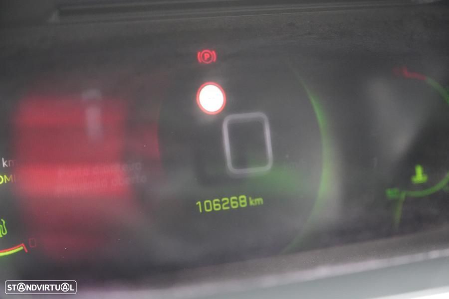 Peugeot 2008 PureTech 100 Allure - 8