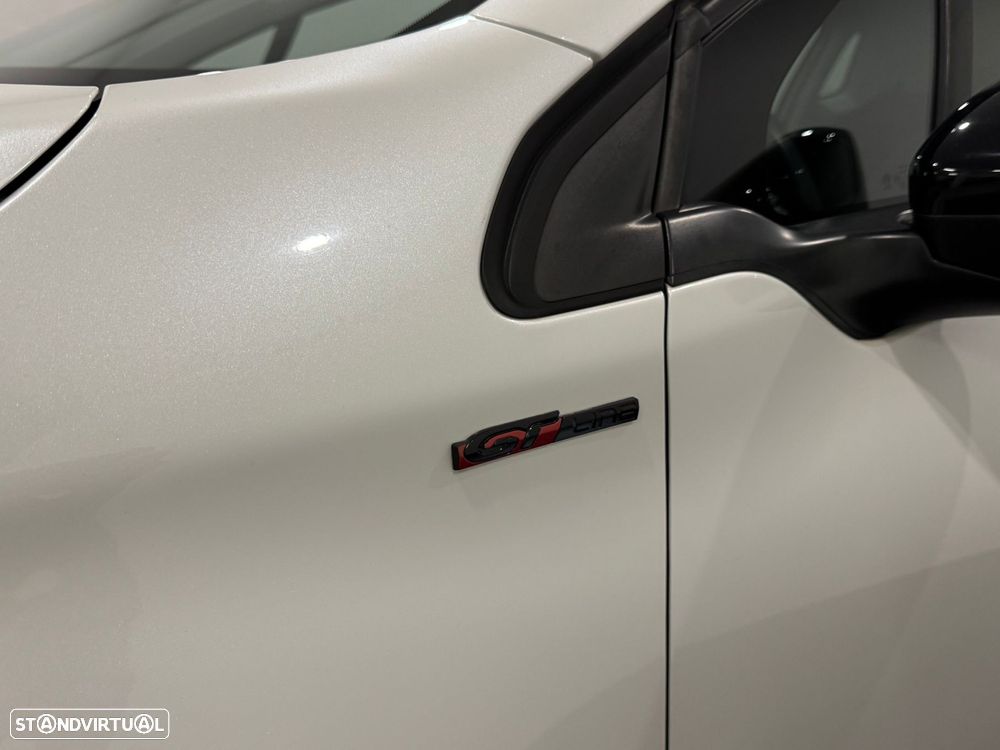 Peugeot 2008 1.6 BlueHDi GT Line - 19