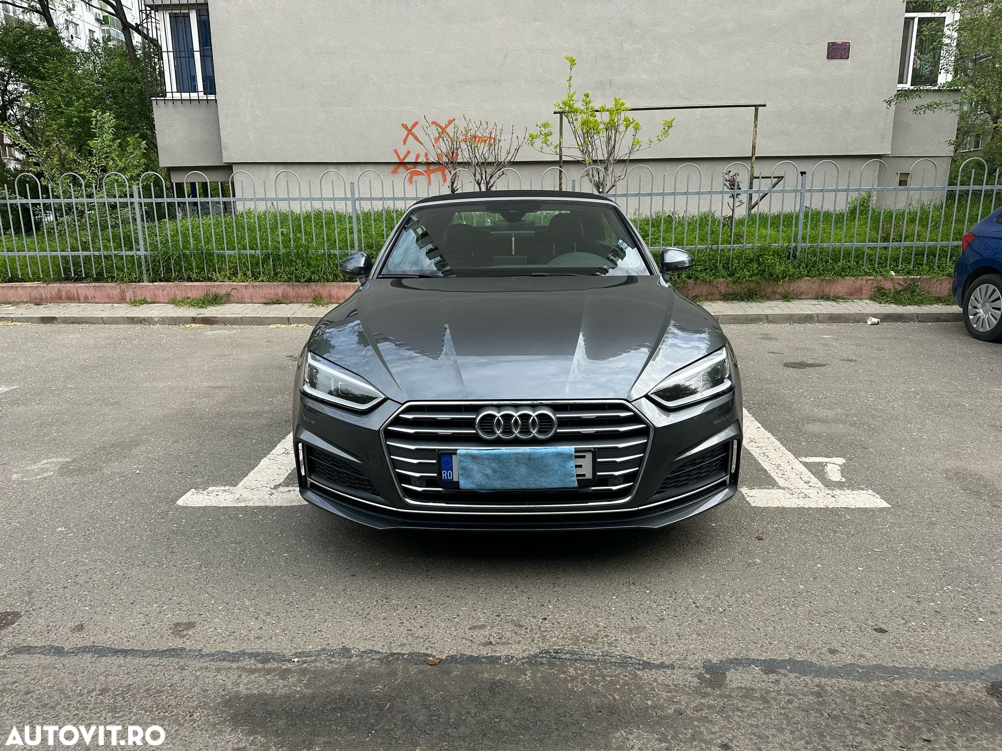 Audi A5 Cabrio 40 TFSI S tronic S line - 4