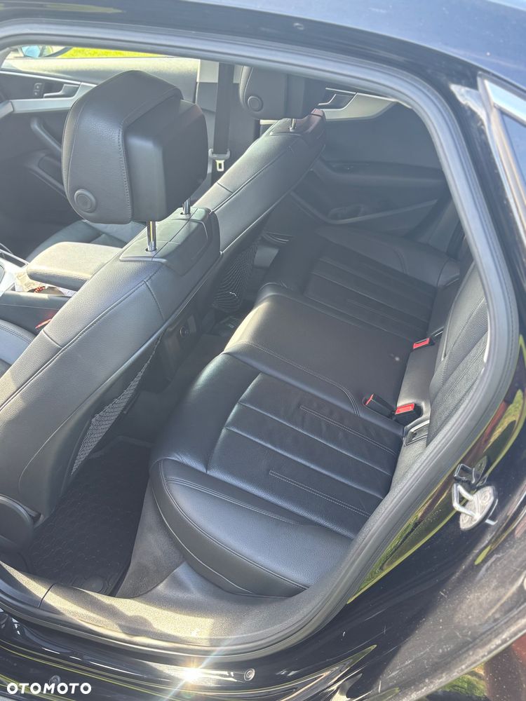Audi A4 Limousine - 7