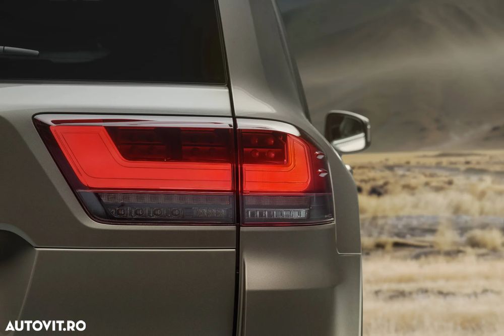 Toyota Land Cruiser - 13