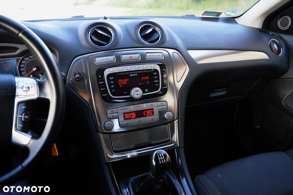 Ford Mondeo 2.0 Trend X100 / X - 14