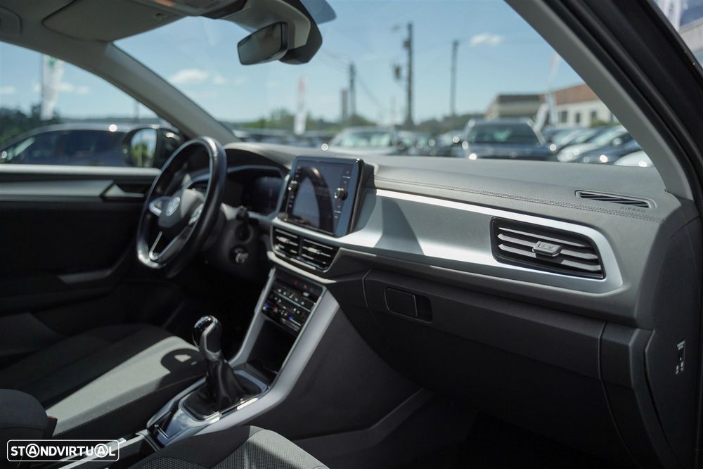VW T-Roc 1.0 TSI Life - 32