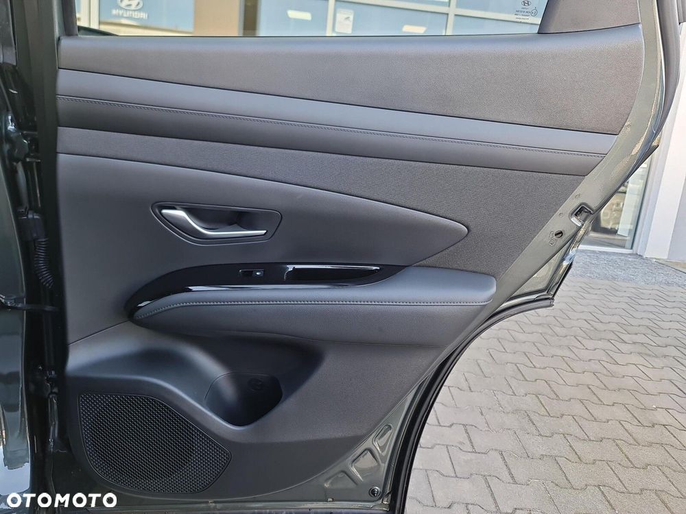 Hyundai Tucson 1.6 T-GDi Executive 2WD - 32