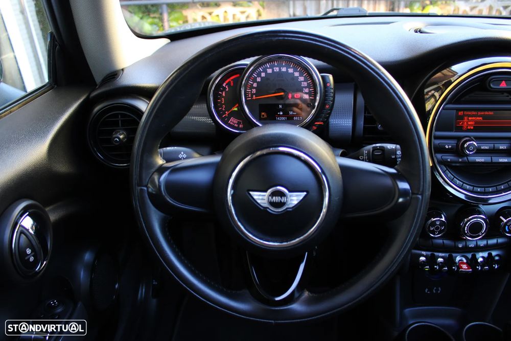 MINI 3 Portas Cooper D Metropolitan - 31