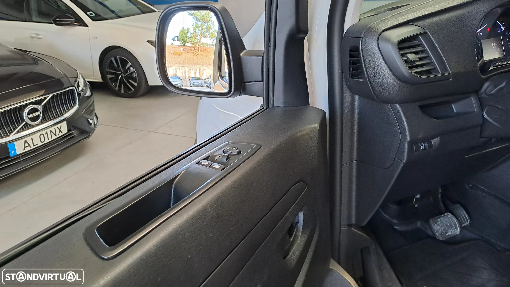 Citroën Jumpy 2.0 BlueHDi XL Semi-Vidrado EAT8 - 14