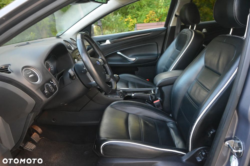 Ford Mondeo 2.0 TDCI Titanium - 20