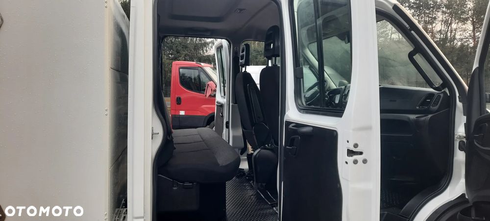 Iveco DAILY - 12