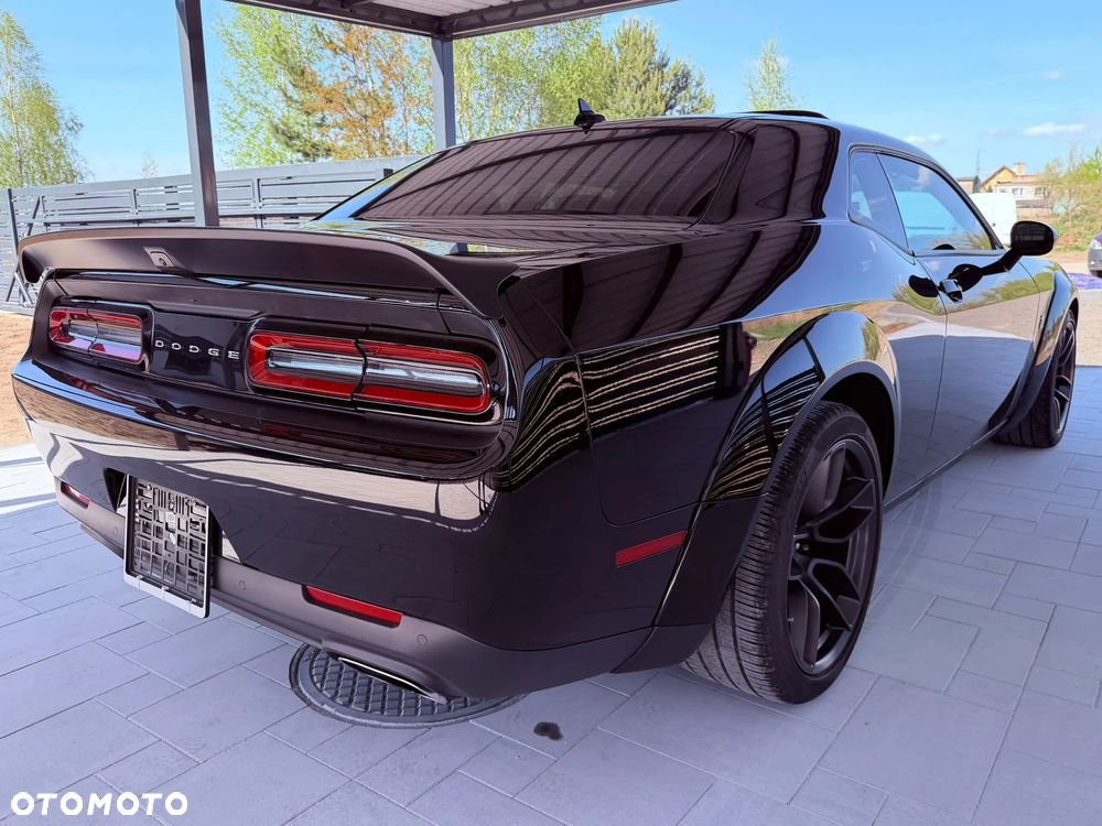 Dodge Challenger Automatik R/T Plus Scat Pack - 4