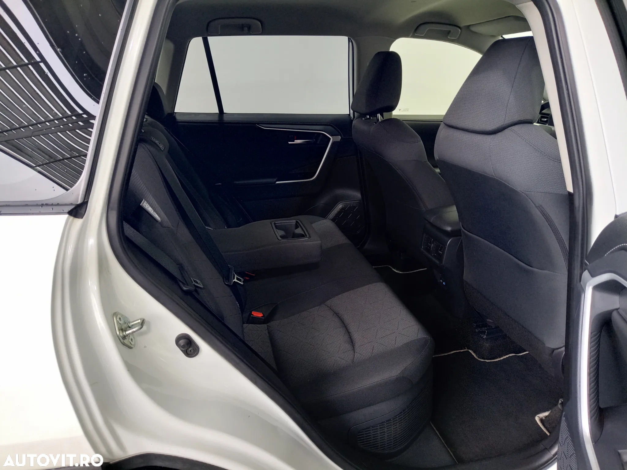 Toyota RAV4 2.5 Hybrid VVT-iE 4x4 Active - 26