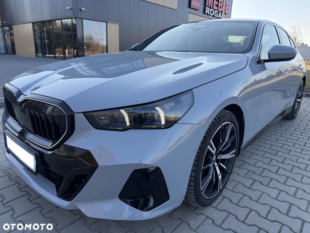 BMW Seria 5 ver-520d-xdrive-mhev-m-sport - 10