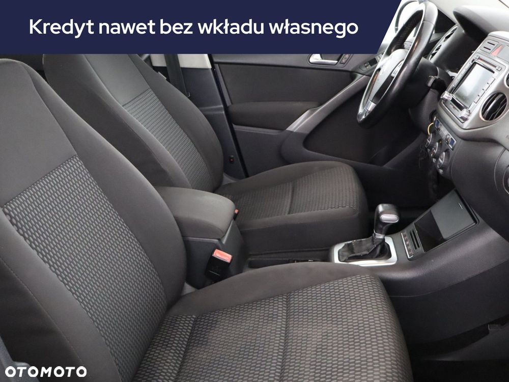 Volkswagen Tiguan - 11