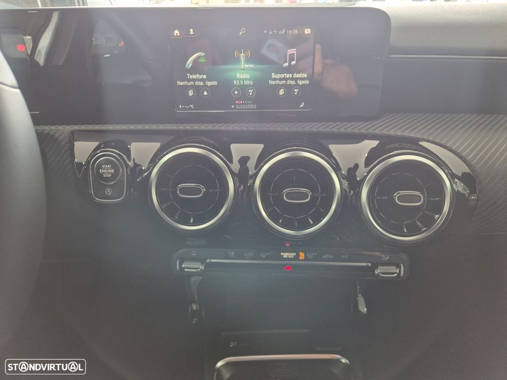 Mercedes-Benz A 180 d Style Plus - 16