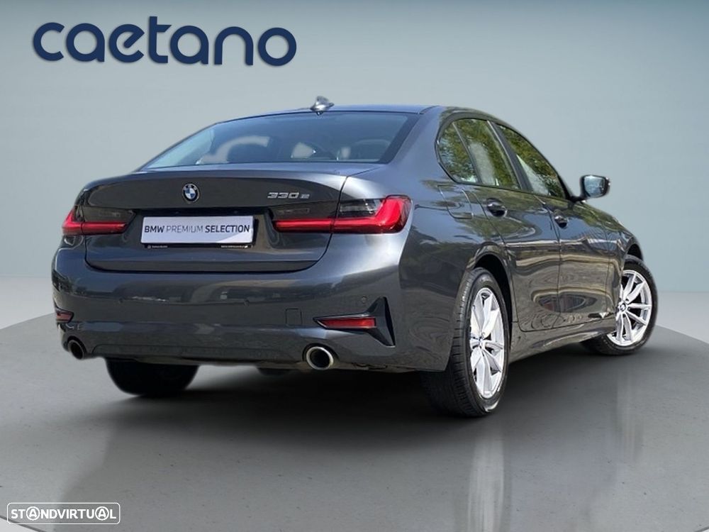 BMW 330 e Auto - 2