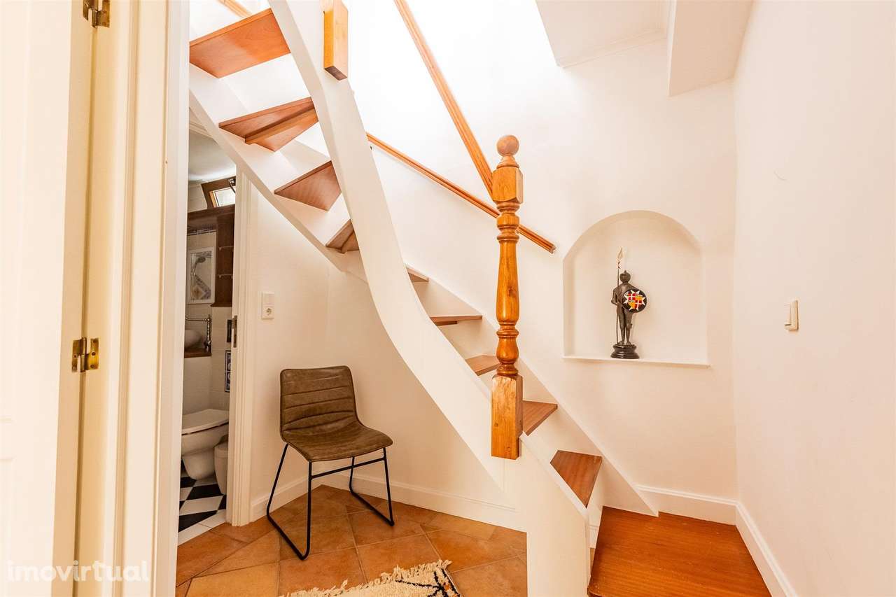Moradia geminada 4 quartos no Centro Histórico de Ponta Delgada - Grande imagem: 5/11