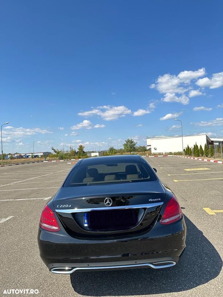 Mercedes-Benz C 220 d 4MATIC Aut. - 4