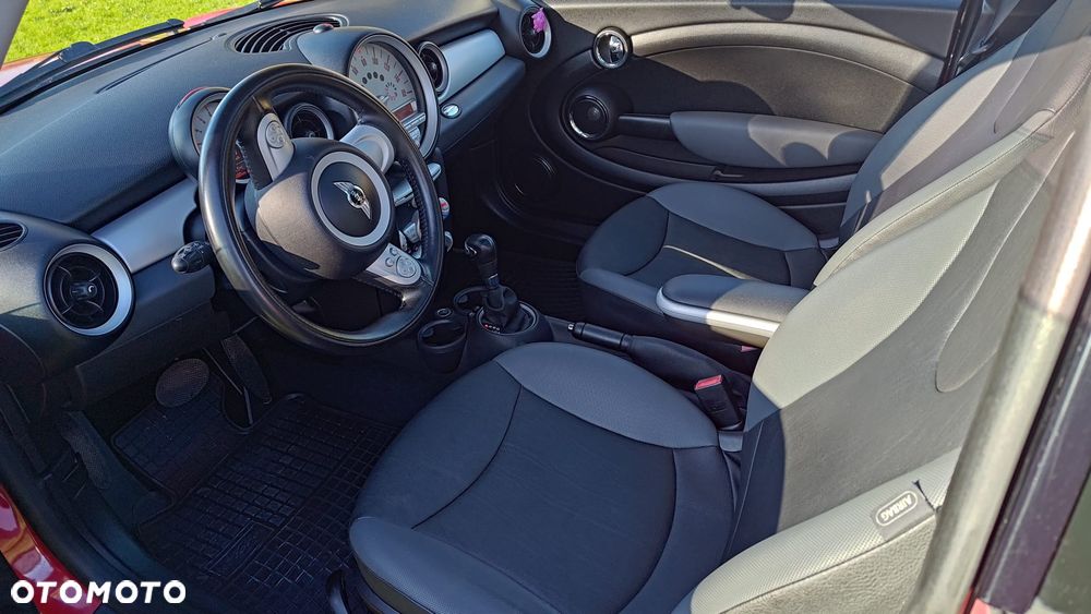 MINI Cooper 50 Mayfair - 4