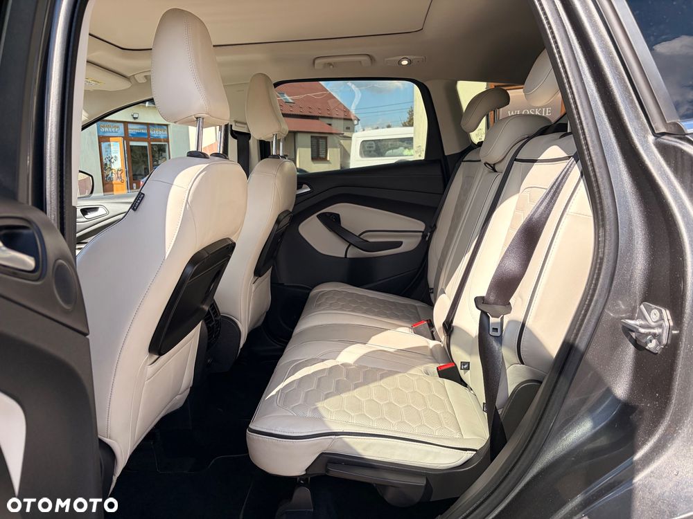 Ford Kuga 2.0 TDCi 4x4 Vignale - 14