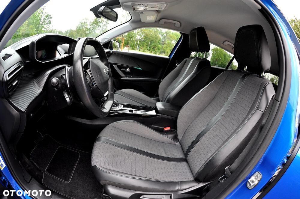 Peugeot 2008 1.5 BlueHDi Allure Pack S&S EAT8 - 28