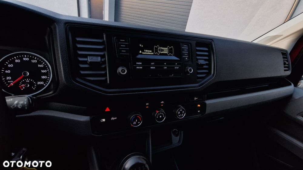 Volkswagen CRAFTER MAXI 2.0 DO PRZEWOZU KWIATÓW PODJAZD OCIEPLONA PAKA KLIMA NOWE OPONY - 28