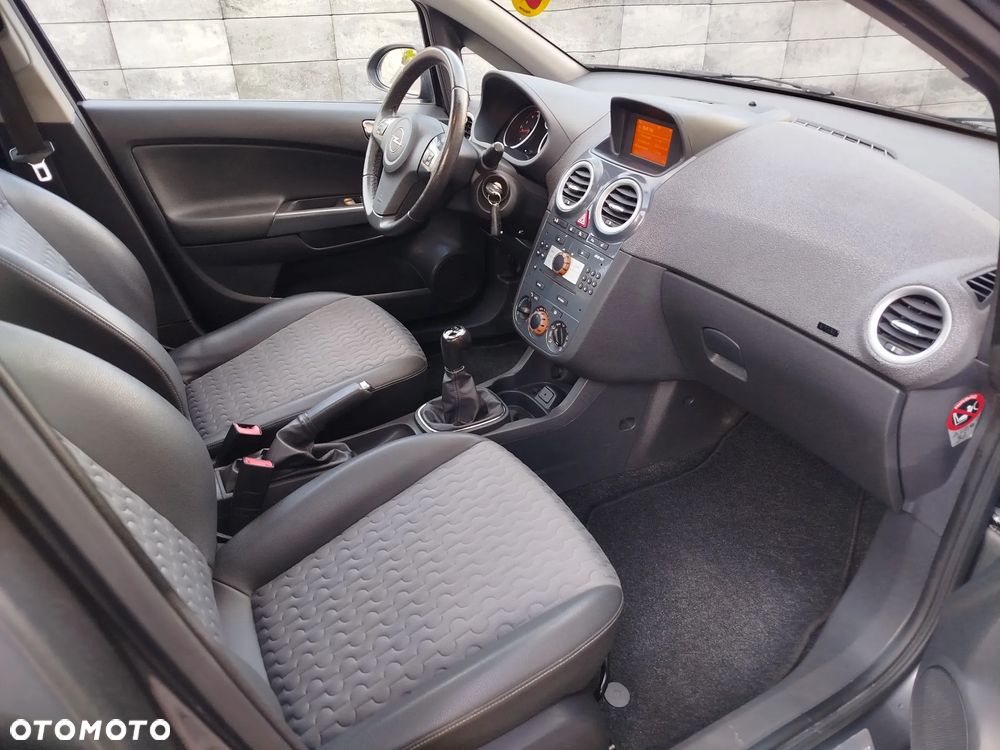 Opel Corsa 1.4 16V Edition - 6