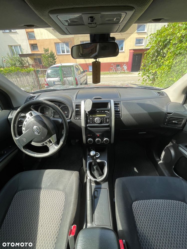 Nissan X-Trail 2.0 dCi XE - 12