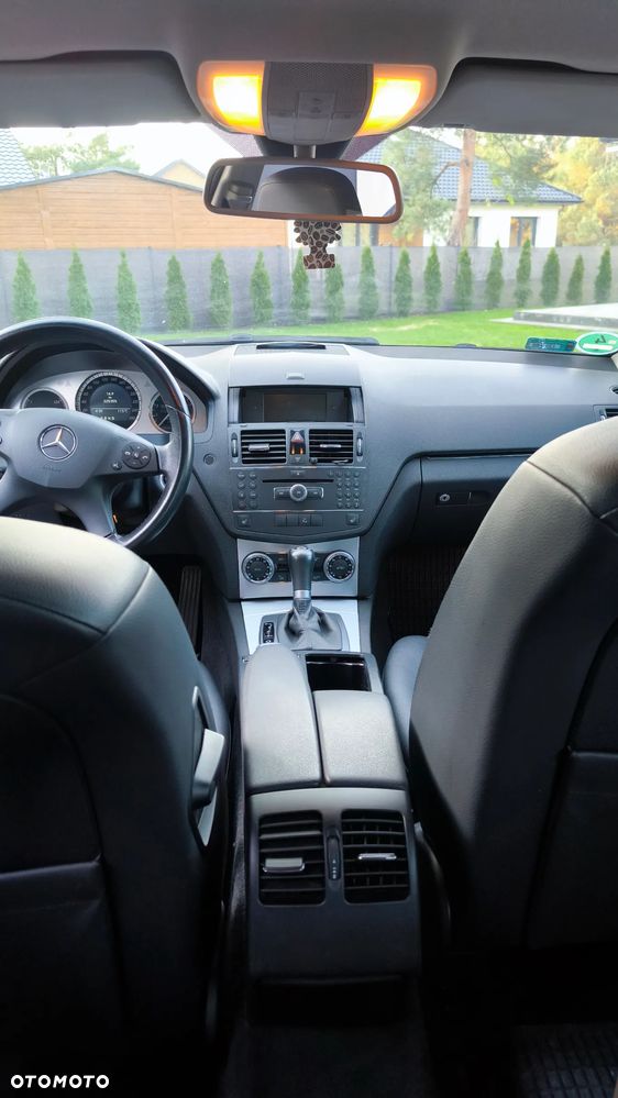 Mercedes-Benz Klasa C 200 7G-TRONIC Avantgarde Edition - 20