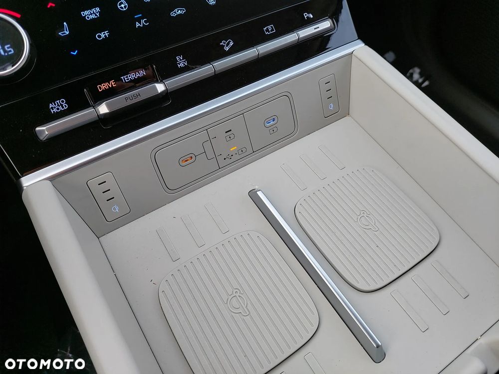 Hyundai Santa Fe 1.6 T-GDI PHEV Platinum 4WD 7os - 25