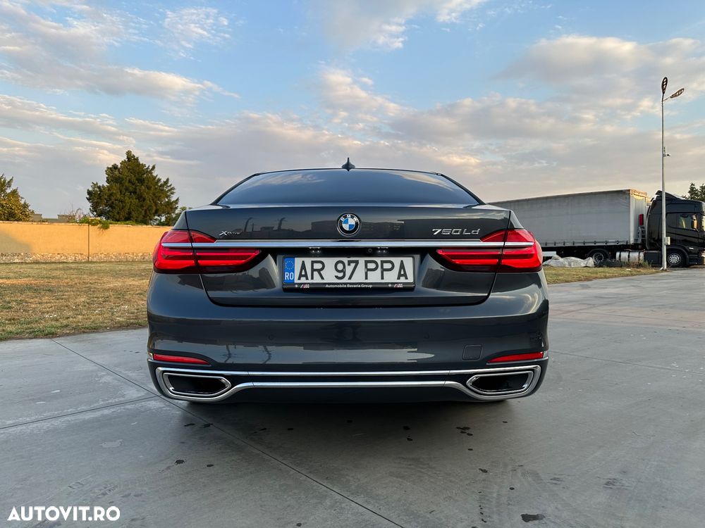 BMW Seria 7 - 35