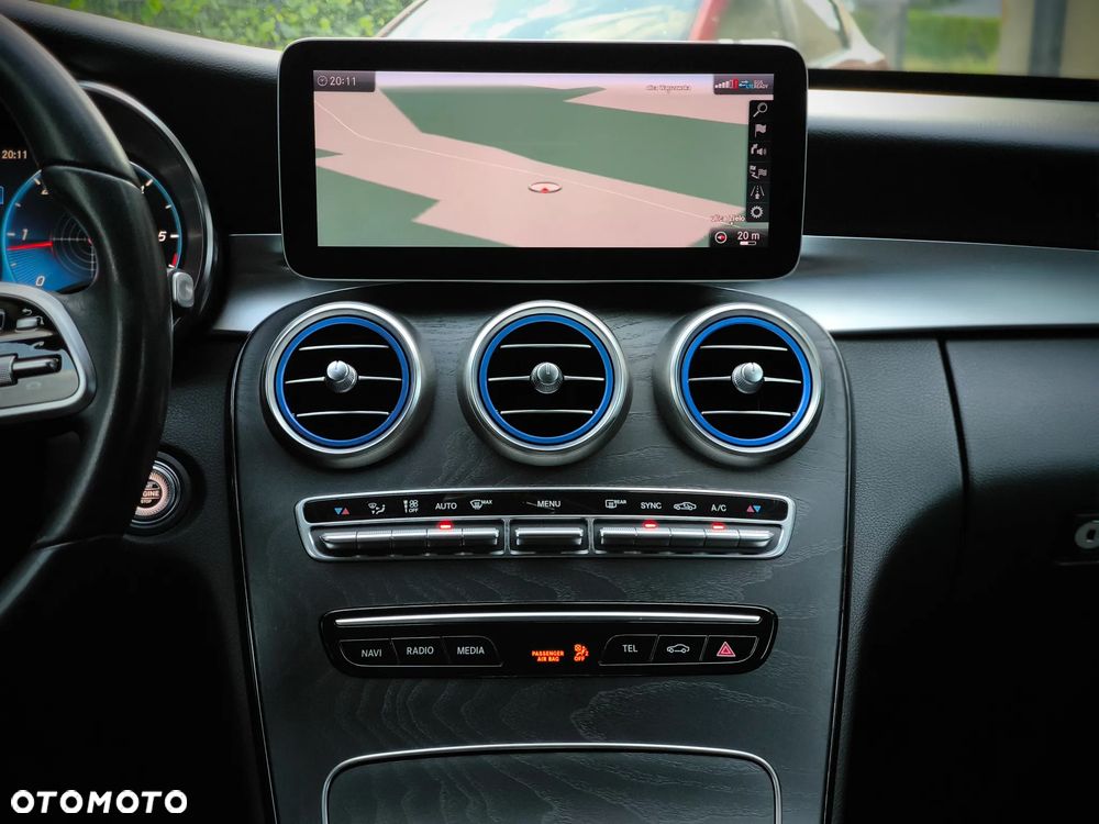 Mercedes-Benz Klasa C 220 d 9G-TRONIC - 37