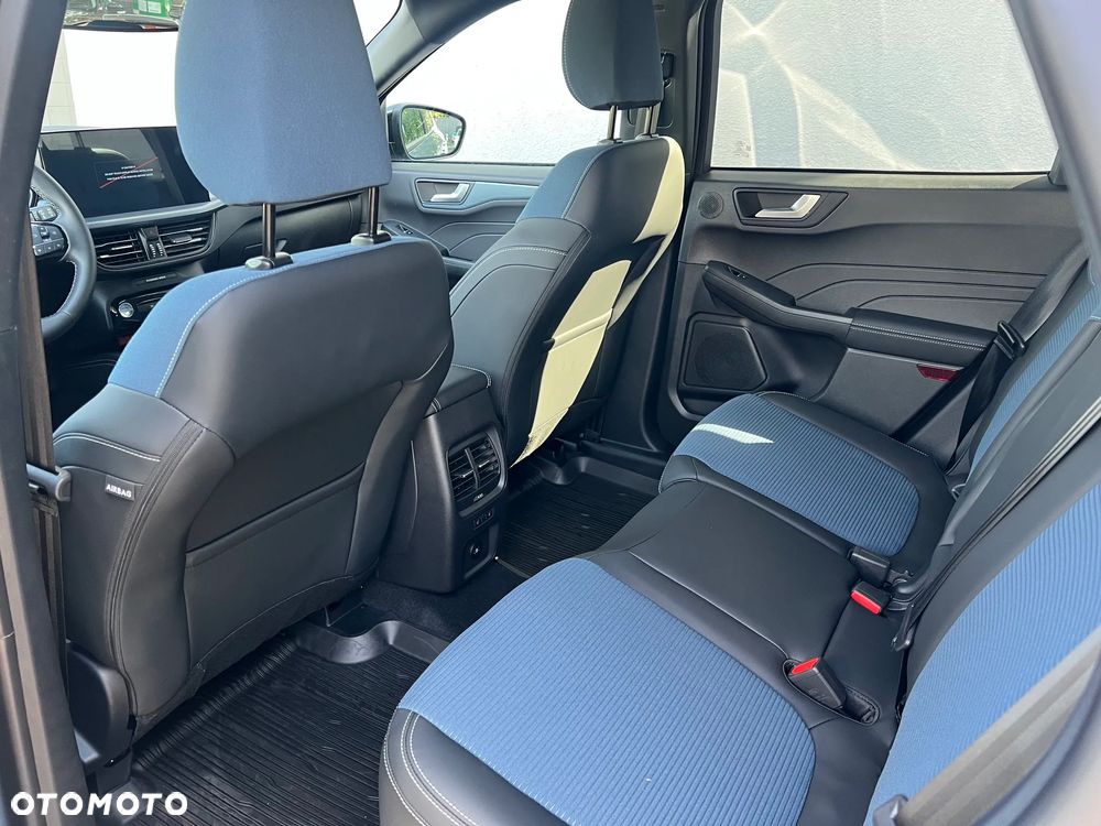 Ford Kuga - 14