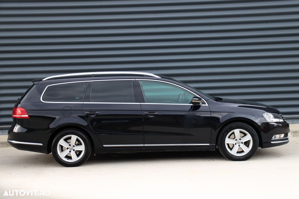 Volkswagen Passat 2.0 TDI Blue TDI DSG Highline - 11