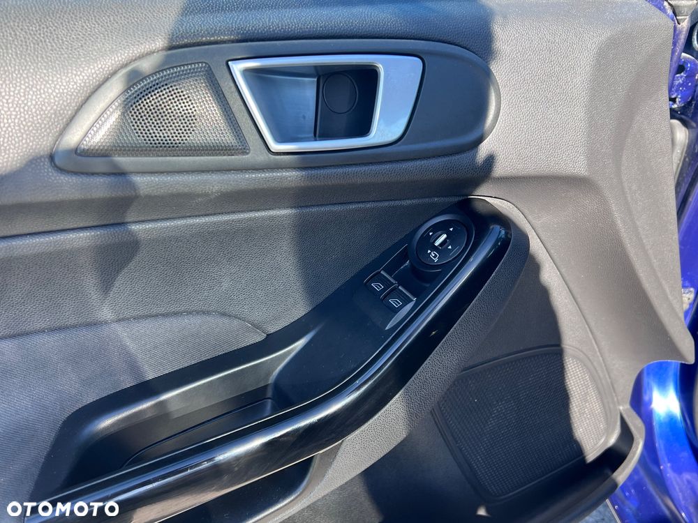 Ford Fiesta 1.25 Titanium EU5 - 17