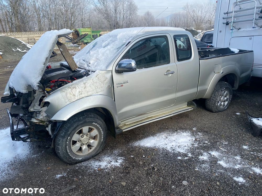 Toyota Hilux 4x4 Extra Cab Sol - 1