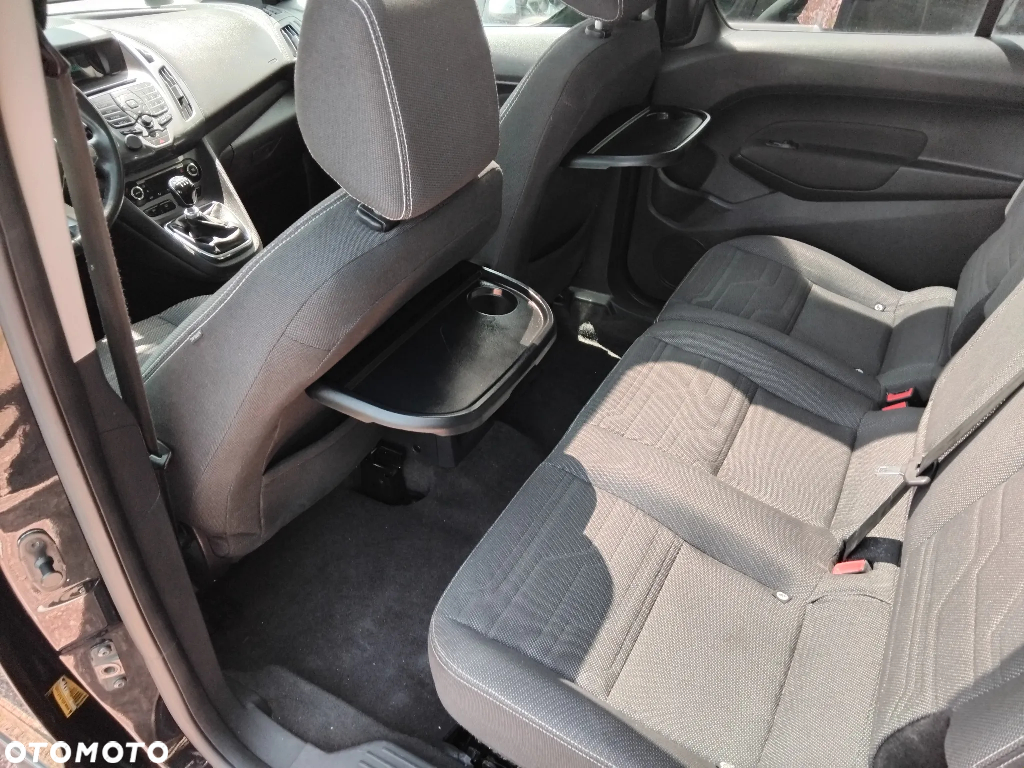 Ford Tourneo Connect 1.5 TDCi Start-Stop Titanium - 25