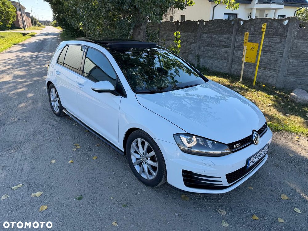 Volkswagen Golf GTD (BlueMotion Technology) DSG - 2