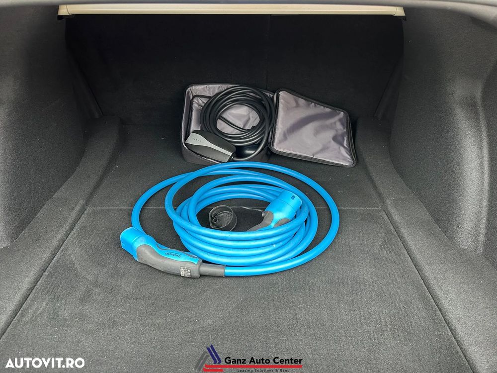 Tesla Model 3 Standard Reichweite Plus Hinterradantrieb - 22