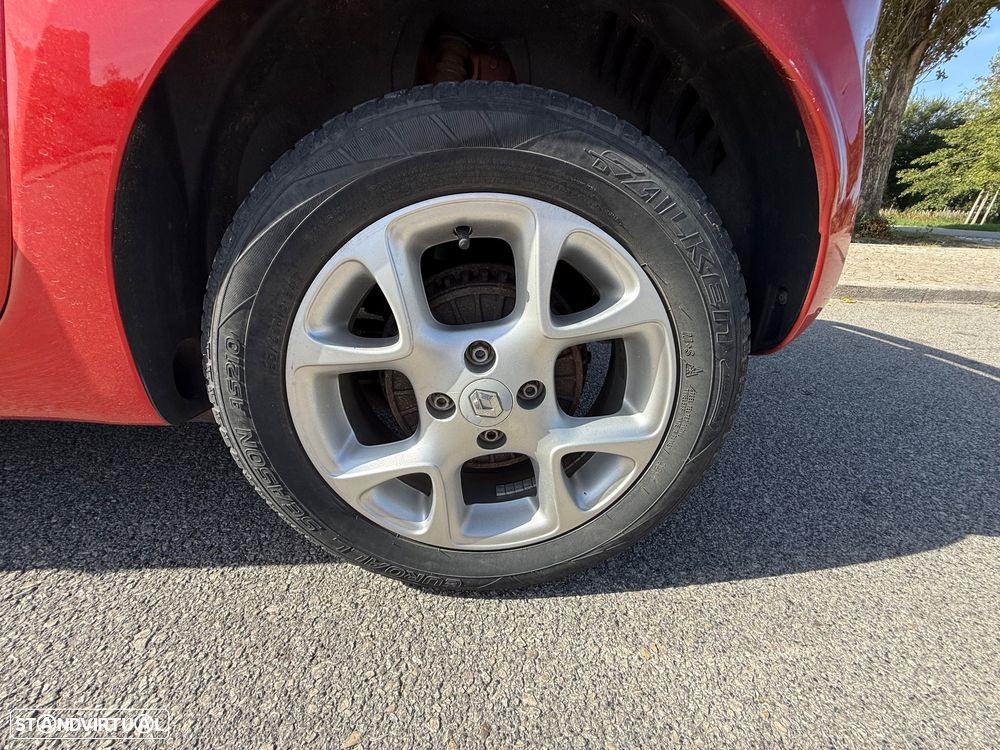 Renault Twingo ENERGY TCe 90 Intens - 13