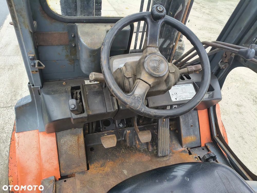 Toyota 02-7FD45 - 7